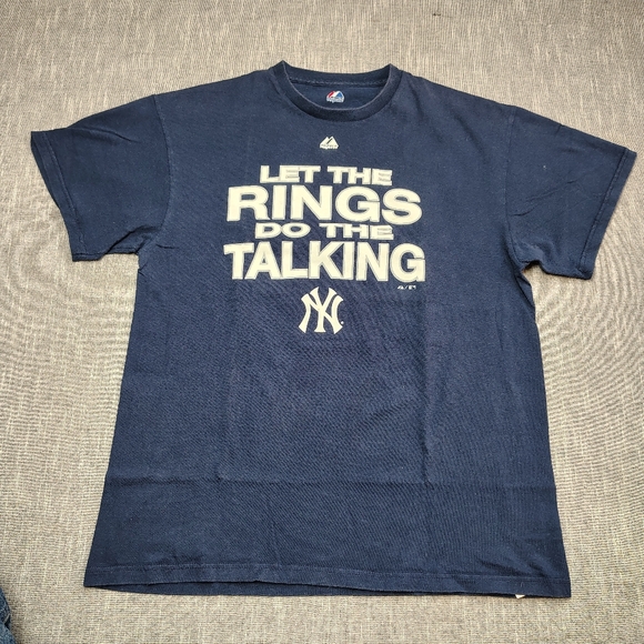 New York Yankees Majestic T-Shirt Size Large World Series Rings Front Back 2009 - Picture 1 of 13